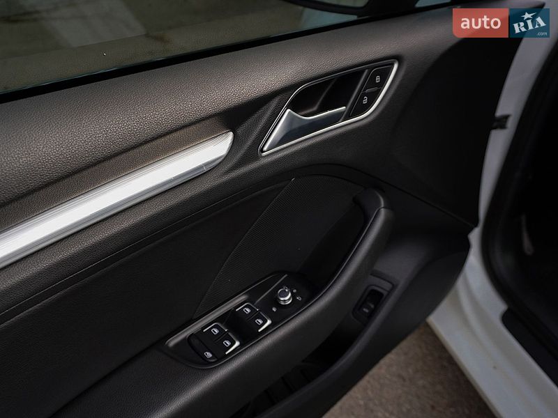 Седан Audi A3 2016 в Києві