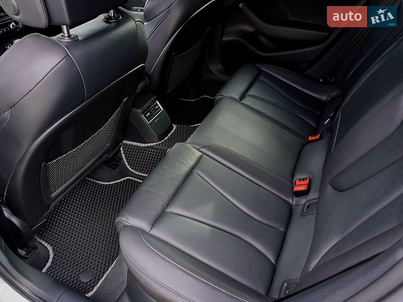 Седан Audi A3 2016 в Києві