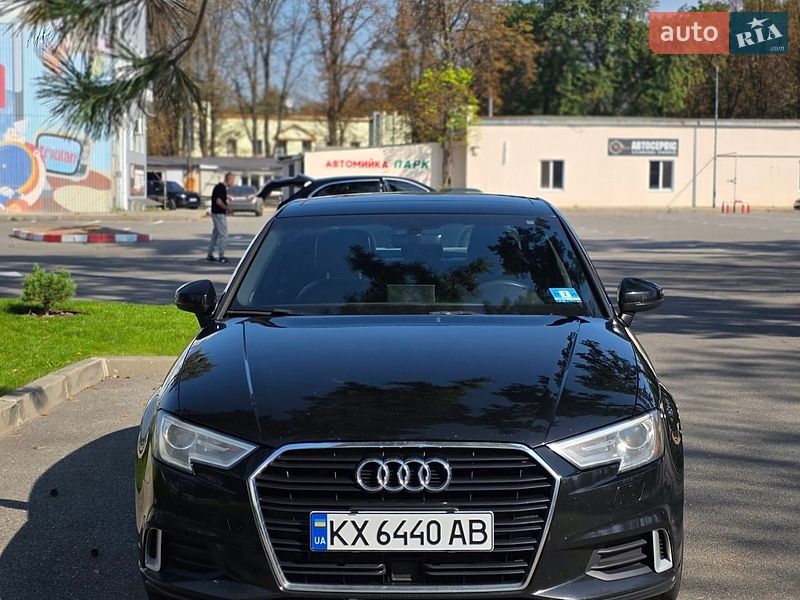 Седан Audi A3 2017 в Харькове