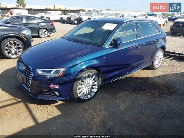Хетчбек Audi A3 2017 в Львові