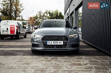 Седан Audi A3 2019 в Киеве