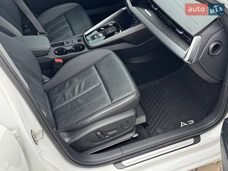 Седан Audi A3 2022 в Одессе