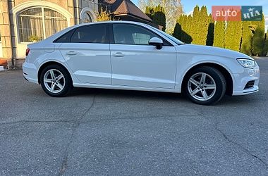 Седан Audi A3 2017 в Хусте