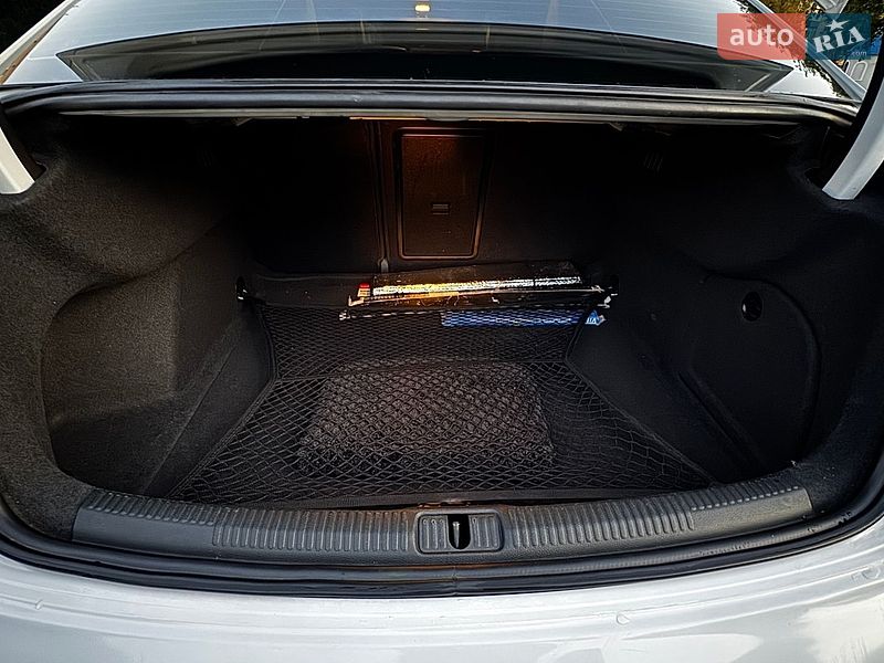 Седан Audi A3 2014 в Кривому Розі
