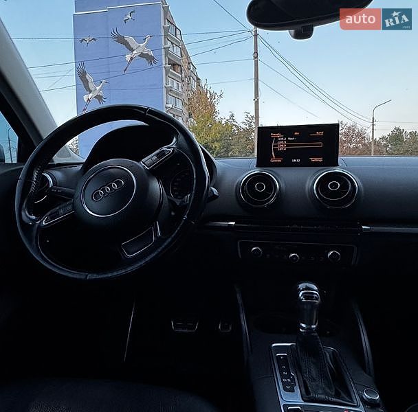 Седан Audi A3 2014 в Кривому Розі