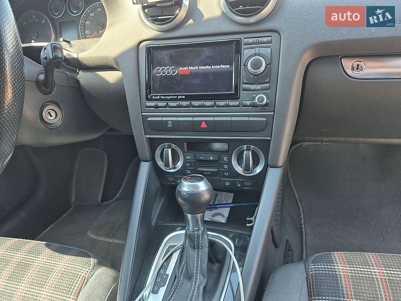 Хетчбек Audi A3 2012 в Києві фото 10 Хетчбек Audi A3 2012 в Києві
