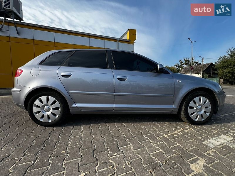 Хэтчбек Audi A3 2008 в Дубно