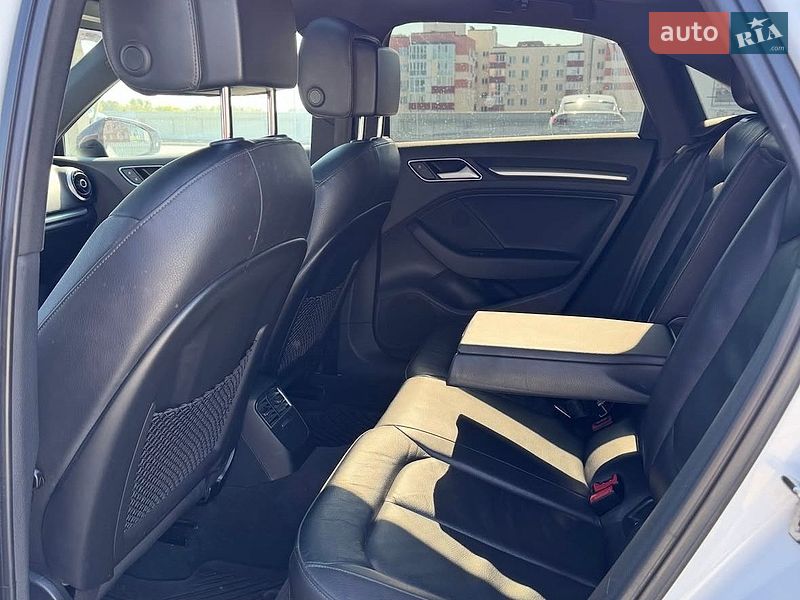 Седан Audi A3 2015 в Полтаві