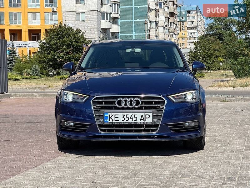 Седан Audi A3 2015 в Дніпрі фото 3 Седан Audi A3 2015 в Дніпрі