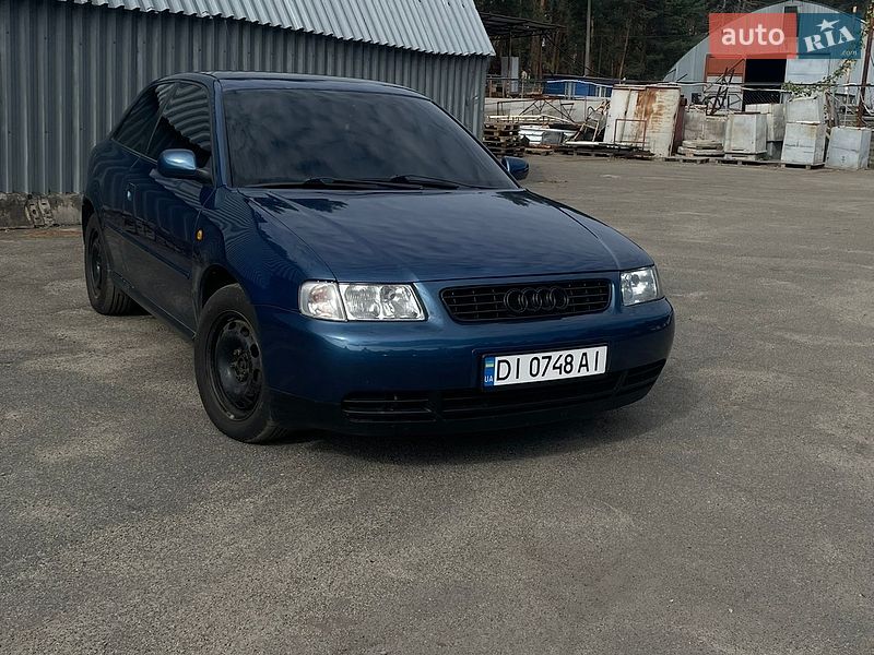 Хетчбек Audi A3 1998 в Ірпені