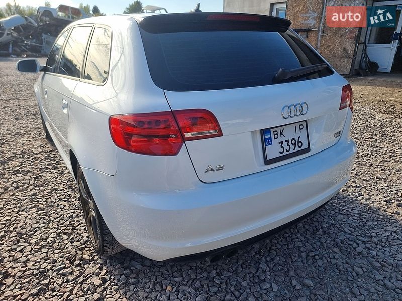 Хэтчбек Audi A3 2011 в Кременце