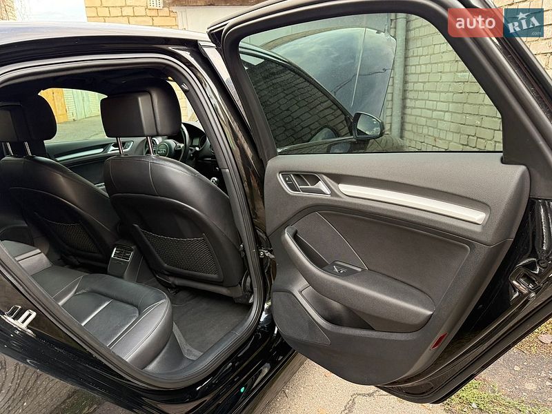Седан Audi A3 2015 в Черкассах