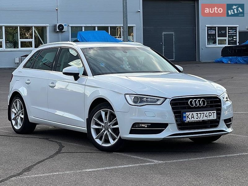 Хэтчбек Audi A3 2013 в Киеве