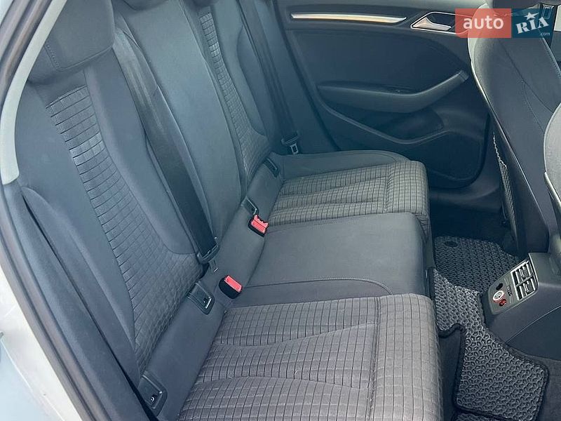 Хэтчбек Audi A3 2013 в Киеве