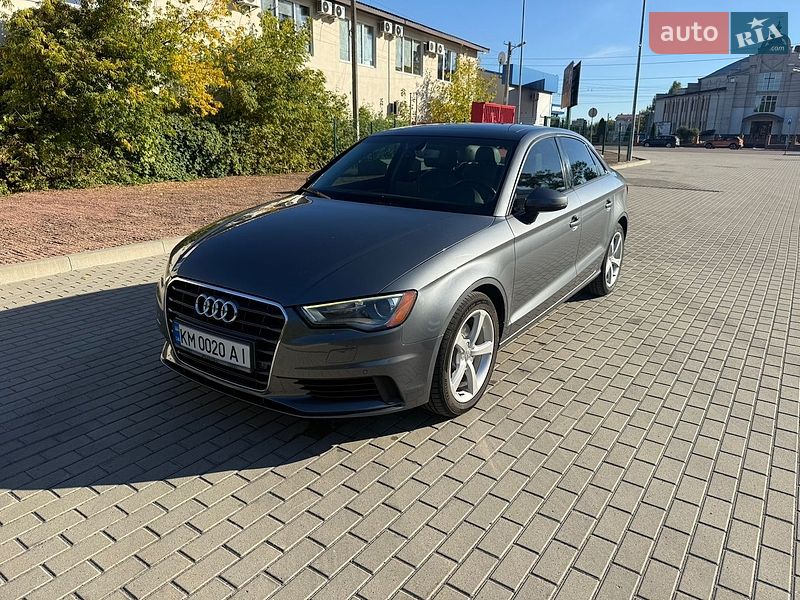 Седан Audi A3 2015 в Житомире