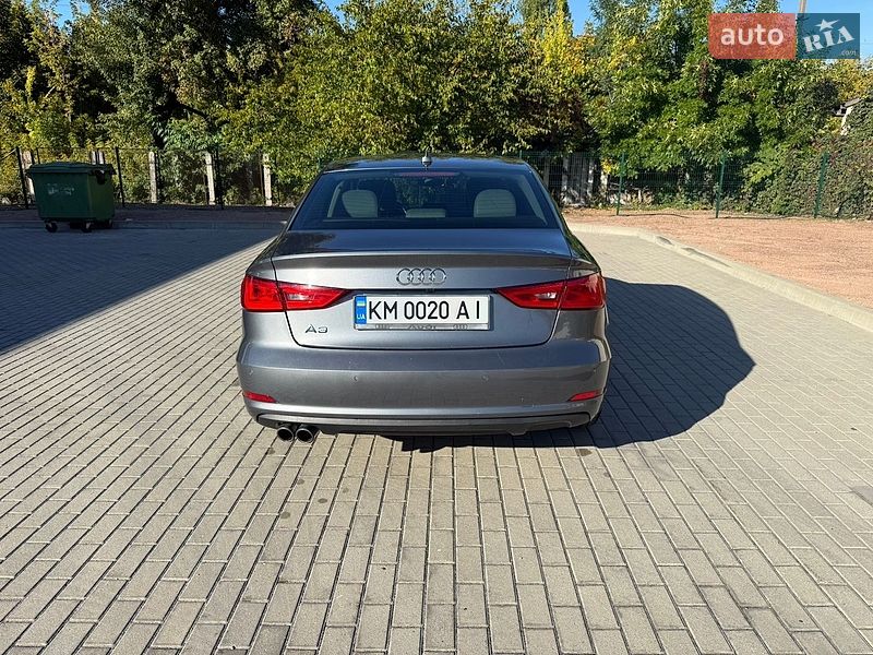 Седан Audi A3 2015 в Житомире
