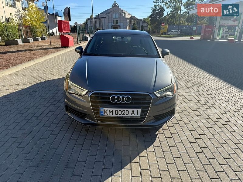 Седан Audi A3 2015 в Житомире