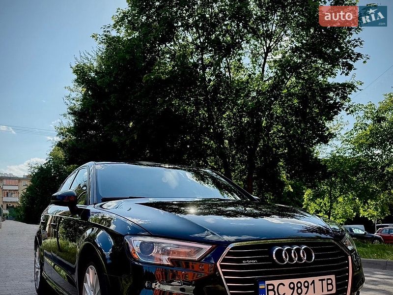 Хетчбек Audi A3 2016 в Львові