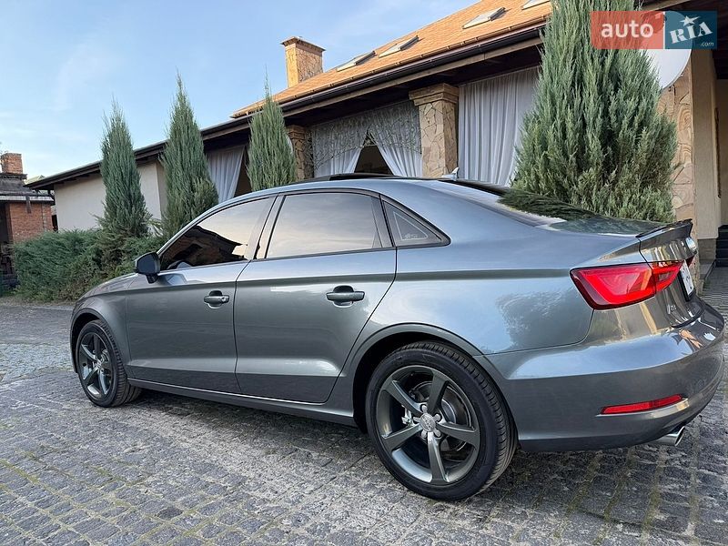 Седан Audi A3 2015 в Киеве