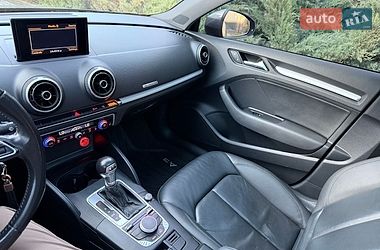 Седан Audi A3 2015 в Киеве
