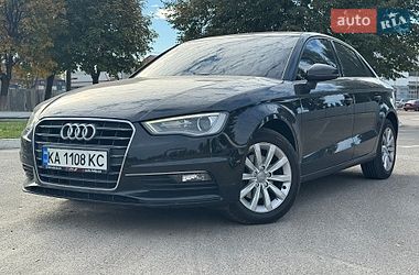 Седан Audi A3 2015 в Киеве