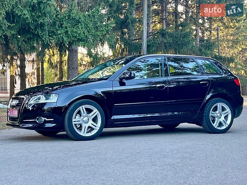 Хэтчбек Audi A3 2010 в Умани