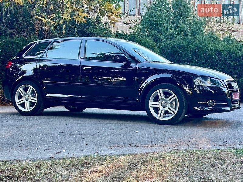 Хэтчбек Audi A3 2010 в Умани