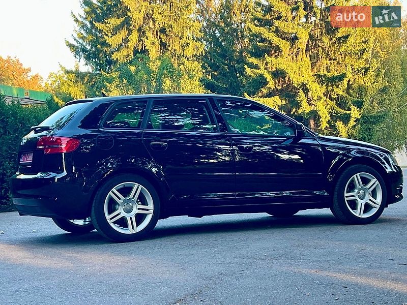 Хэтчбек Audi A3 2010 в Умани