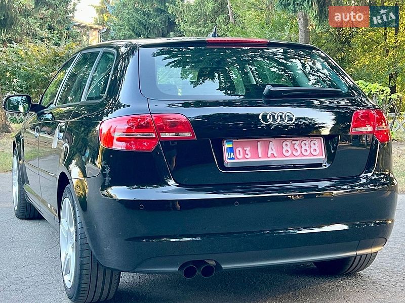 Хэтчбек Audi A3 2010 в Умани