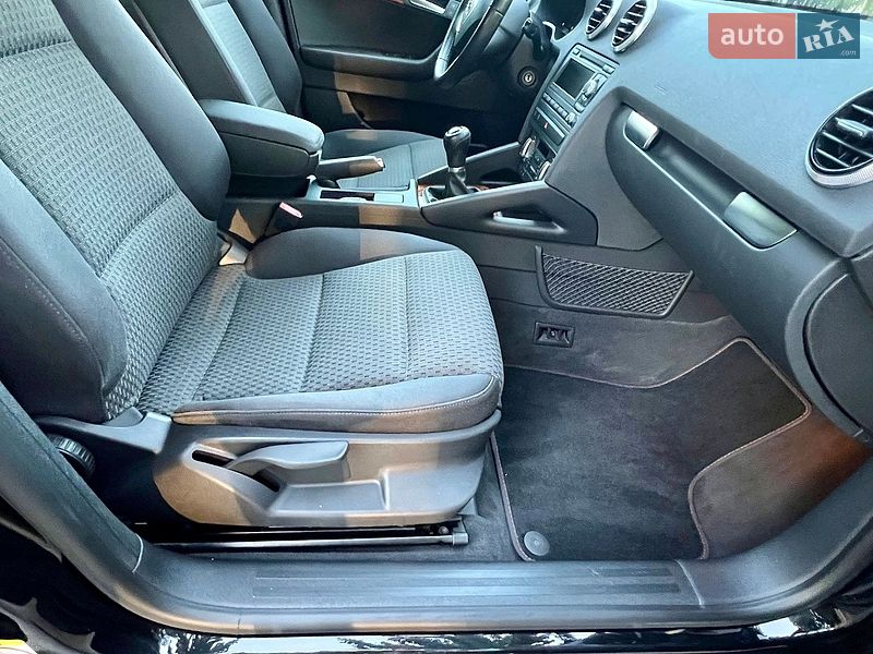Хэтчбек Audi A3 2010 в Умани
