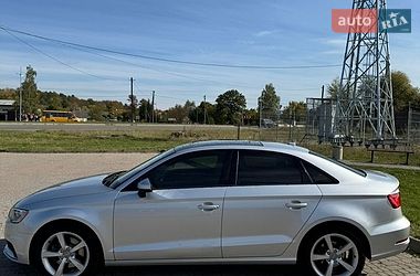 Седан Audi A3 2014 в Львові