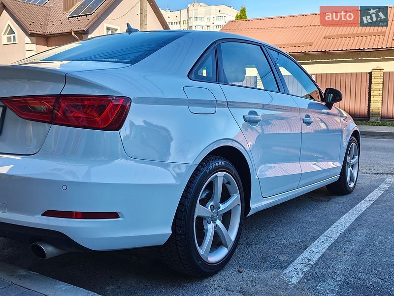 Седан Audi A3 2015 в Києві