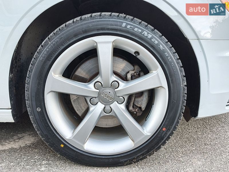 Седан Audi A3 2015 в Києві