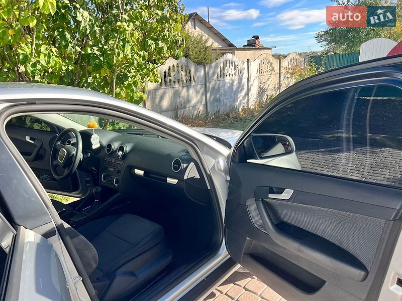 Хэтчбек Audi A3 2004 в Тернополе
