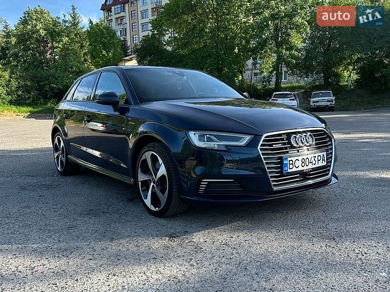 Хетчбек Audi A3 2018 в Львові