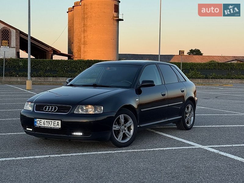 Хетчбек Audi A3 2001 в Чернівцях