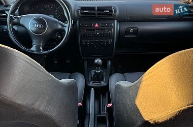 Хетчбек Audi A3 2001 в Чернівцях
