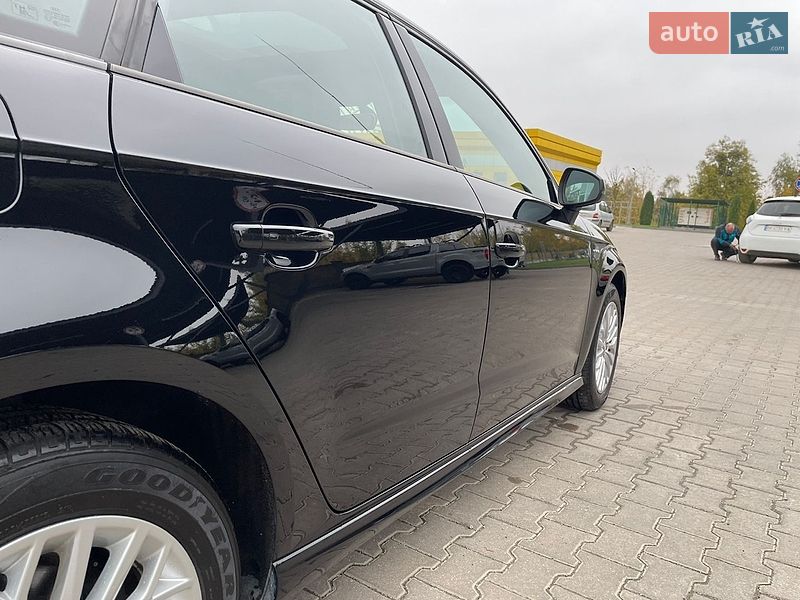 Хэтчбек Audi A3 2016 в Дубно