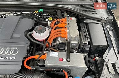Хэтчбек Audi A3 2016 в Дубно