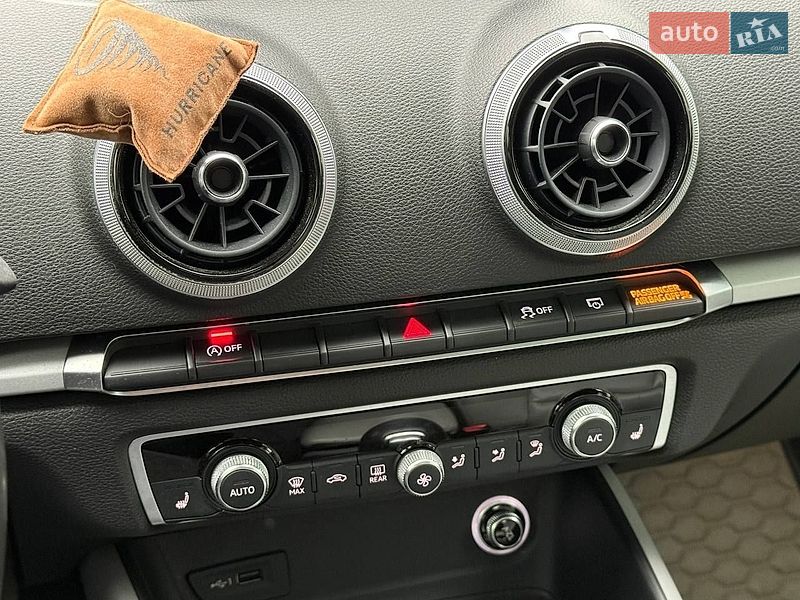Седан Audi A3 2017 в Києві
