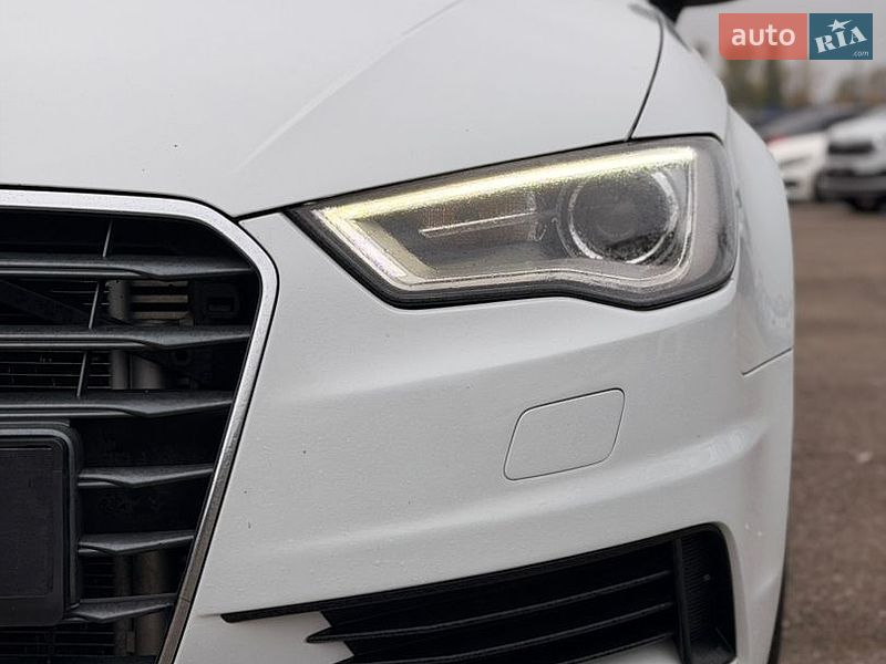 Седан Audi A3 2015 в Києві