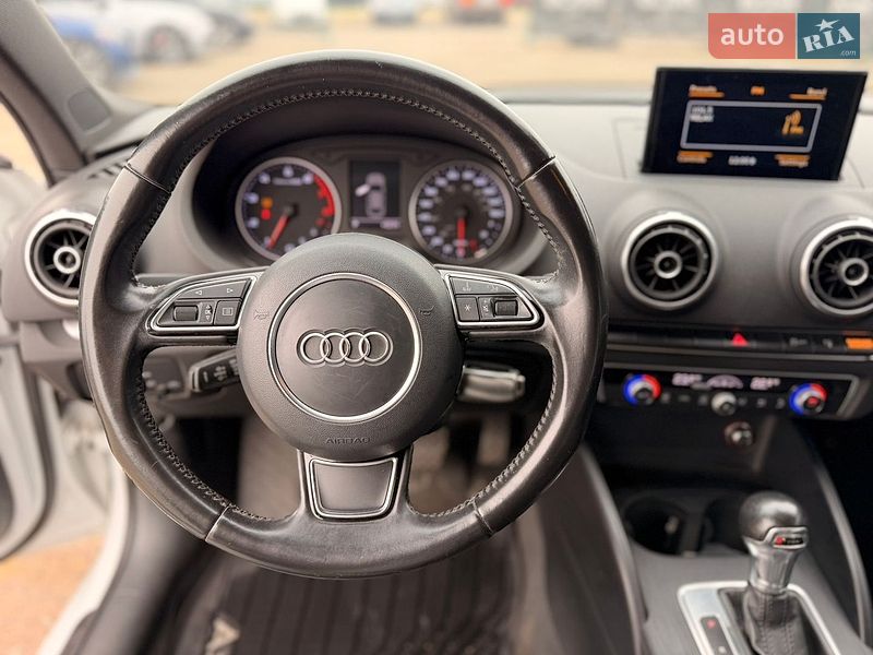 Седан Audi A3 2015 в Києві