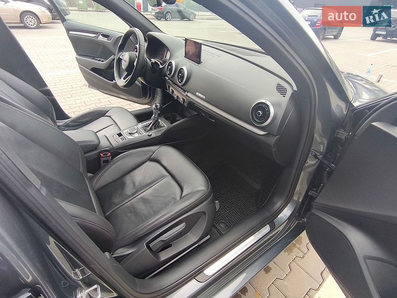 Седан Audi A3 2017 в Тарутиному