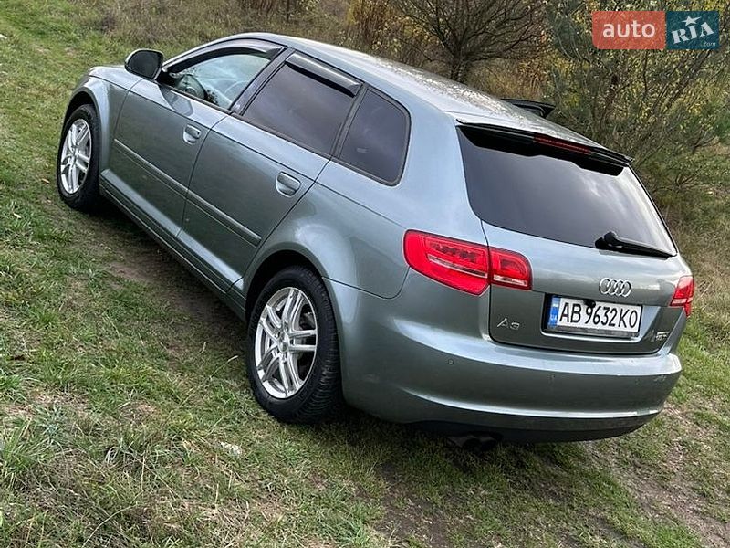 Хетчбек Audi A3 2009 в Кам'янці-Бузькій