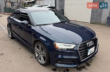 Седан Audi A3 2016 в Киеве