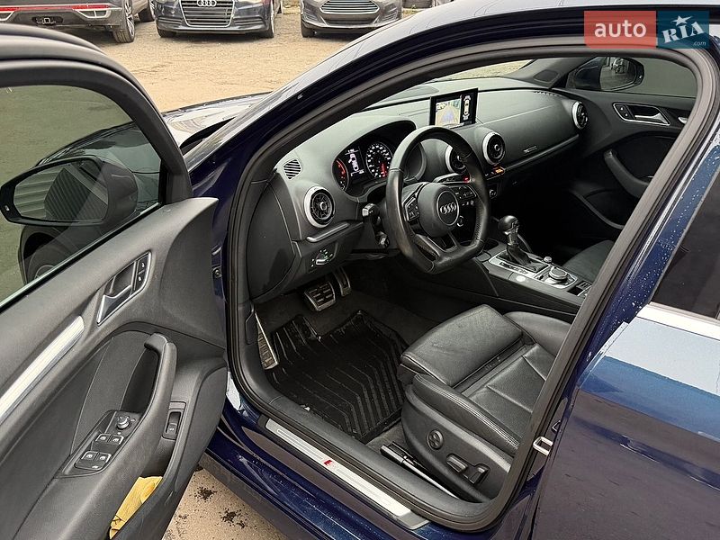 Седан Audi A3 2016 в Киеве