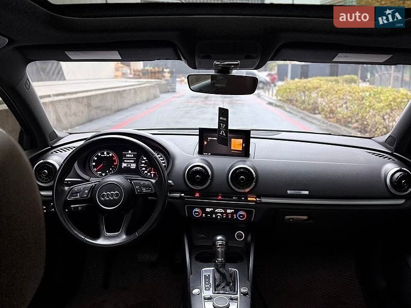 Седан Audi A3 2017 в Києві