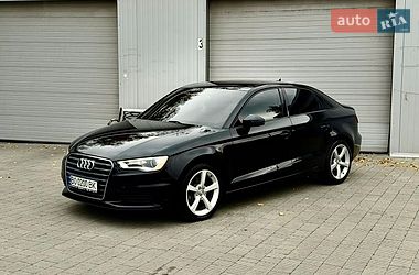 Седан Audi A3 2014 в Тернополі