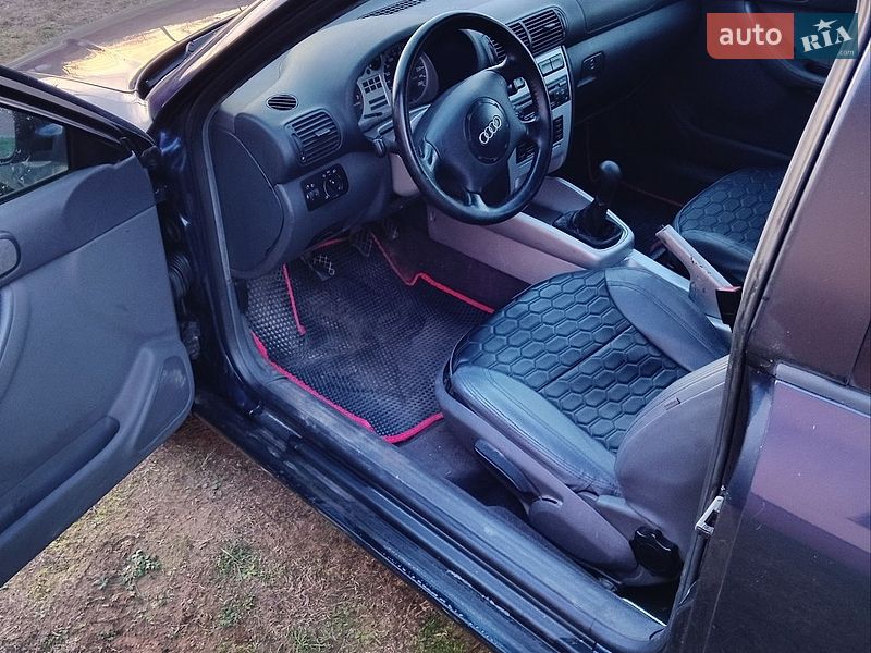 Хетчбек Audi A3 1997 в Мостиській