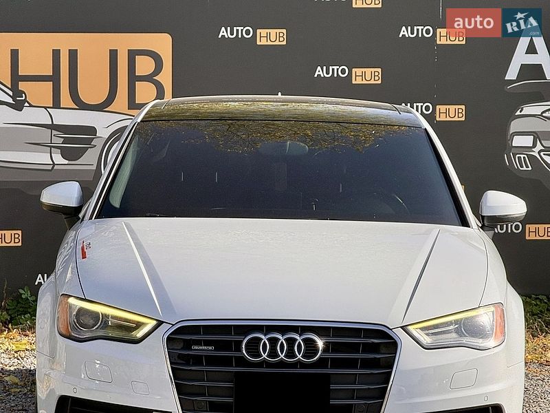 Седан Audi A3 2014 в Харькове